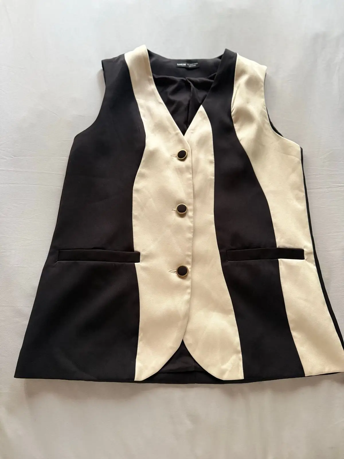 Shein Black & Cream Color-Block Sleeveless Vest L