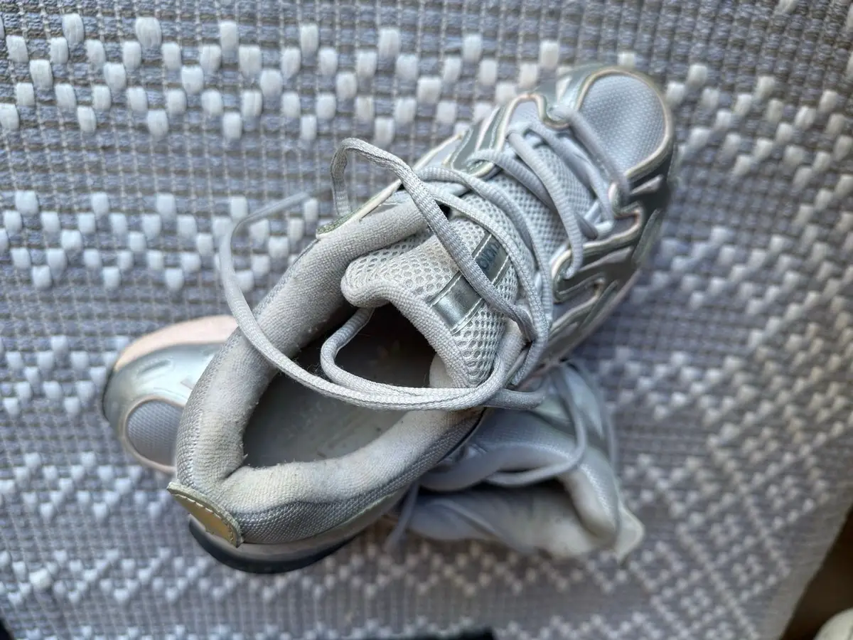 Adidas Hiking Sneakers Beige Size 6