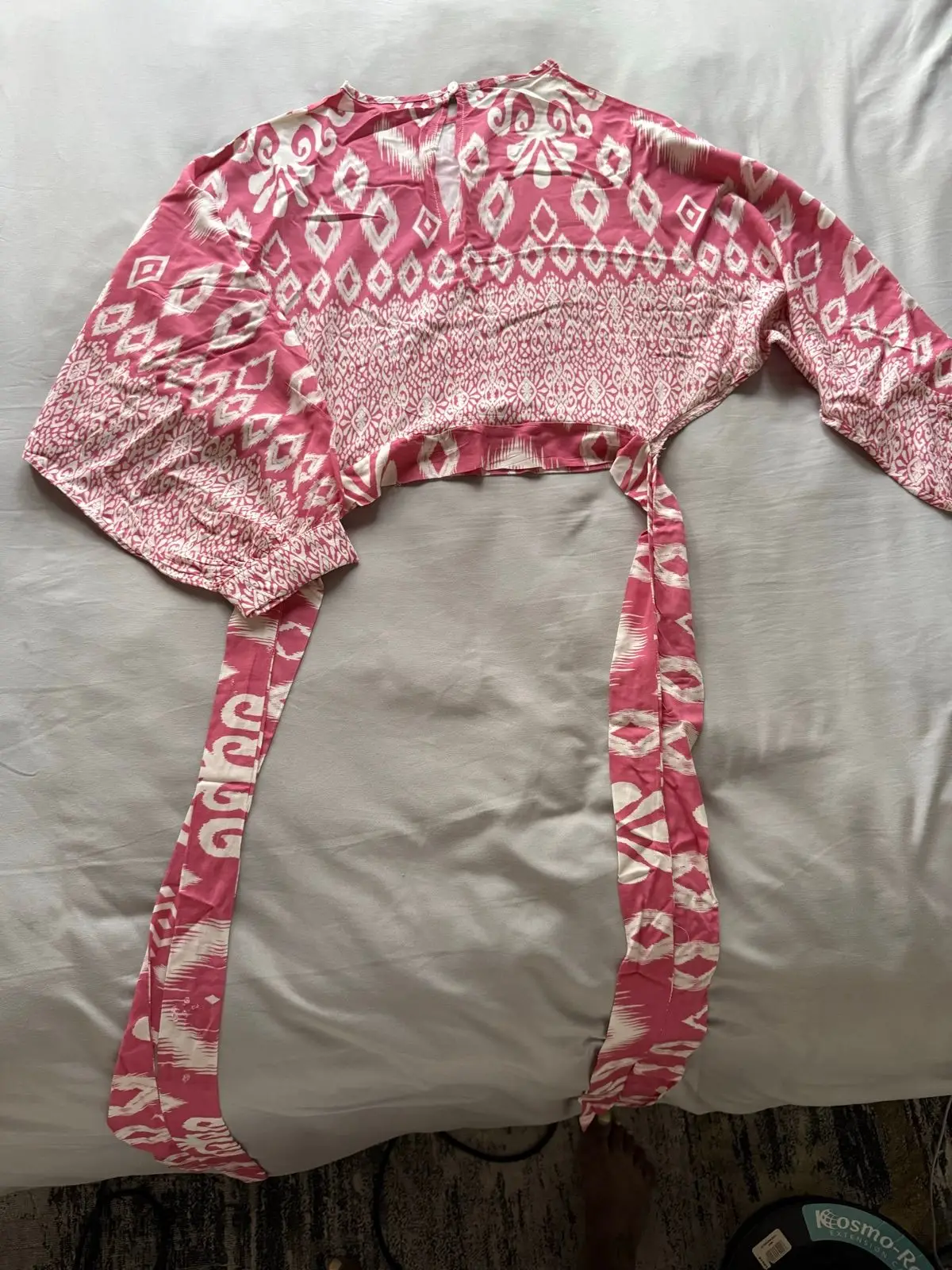 YDE another marketplace YDE Crop Top Pink Ikat Geometric M