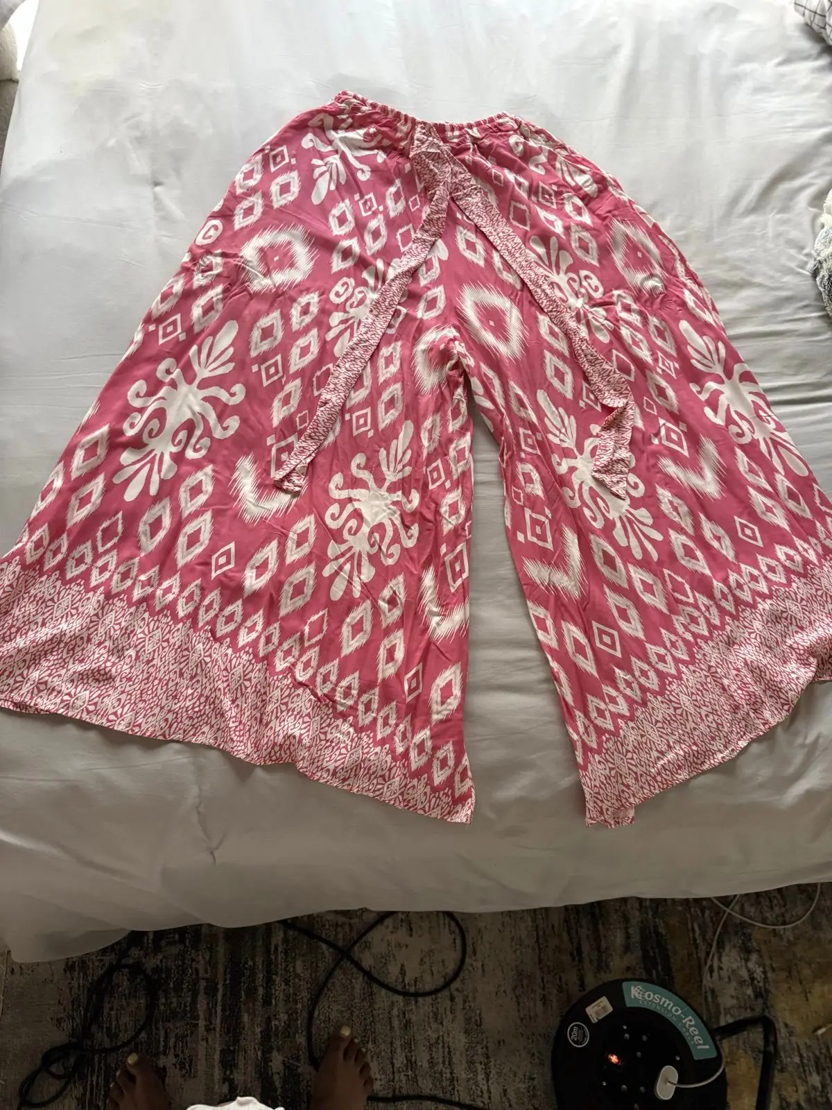 another marketplace YDE Crop Top Pink Ikat Geometric M