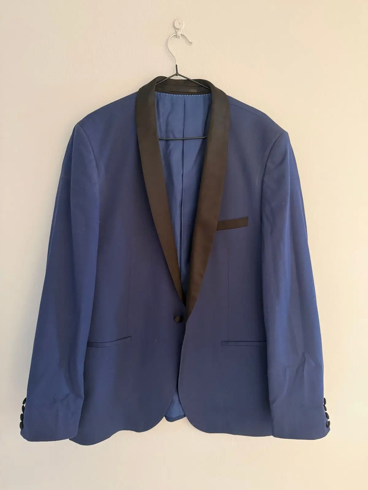 Markham Navy Blue Blazer with Brown Lapels