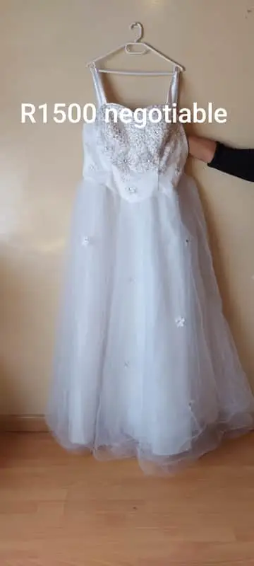 Wedding gown