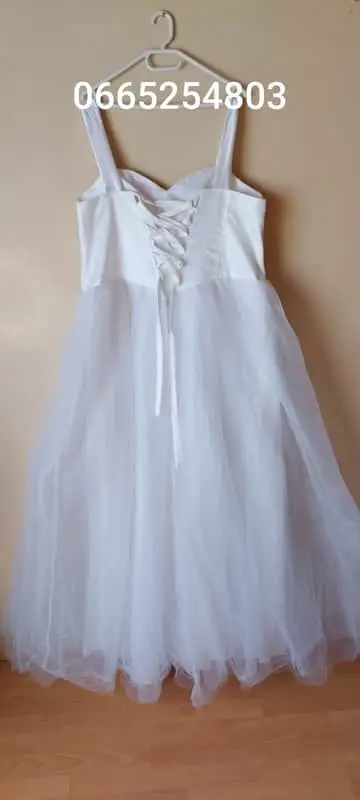 Wedding gown