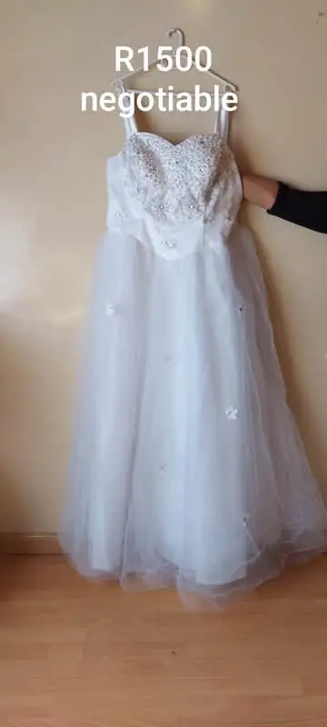 Wedding gown