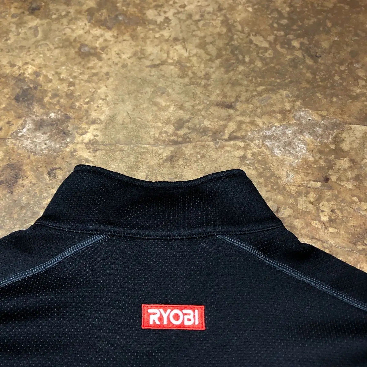 RYOBI Black Quarter-Zip Fleece Pullover Size L