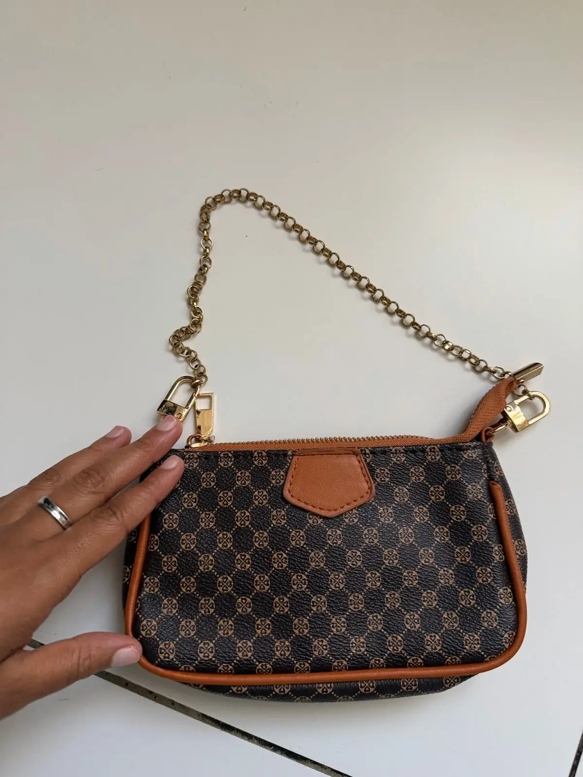 Shein GG Monogram Canvas Shoulder Bag Cognac Trim