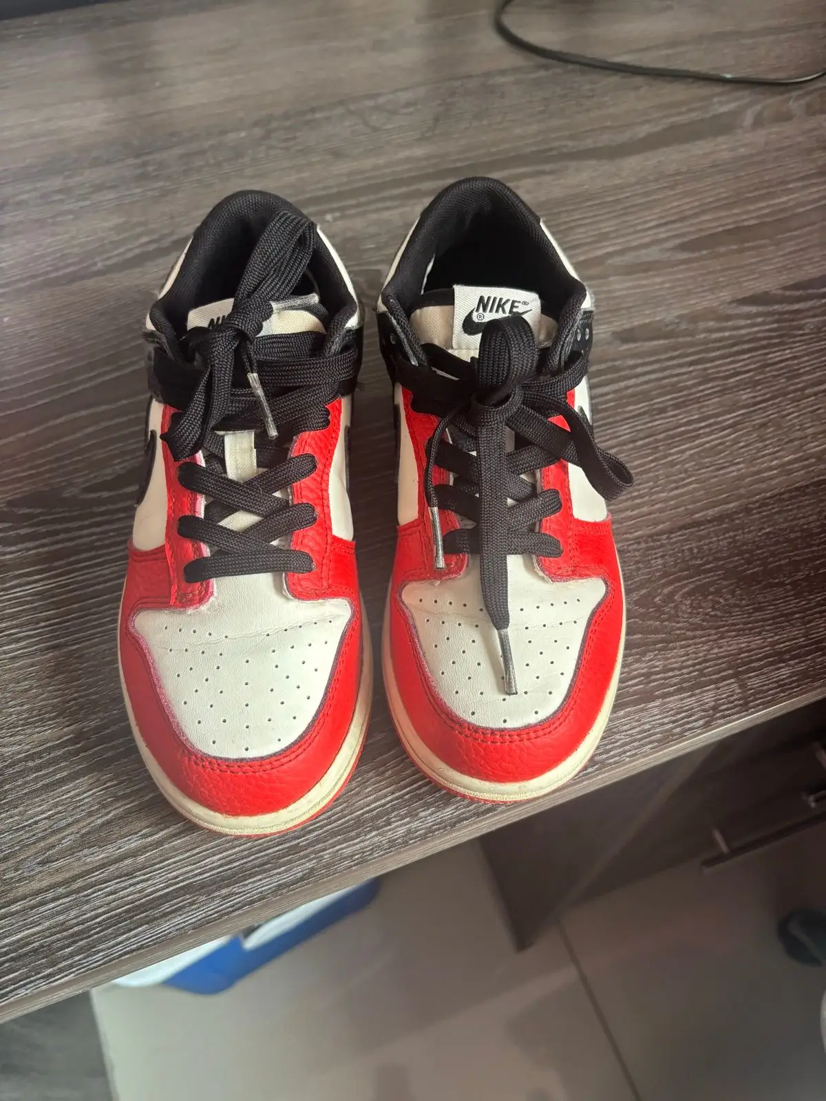 Nike Air Jordan 1 High Chicago Colorway