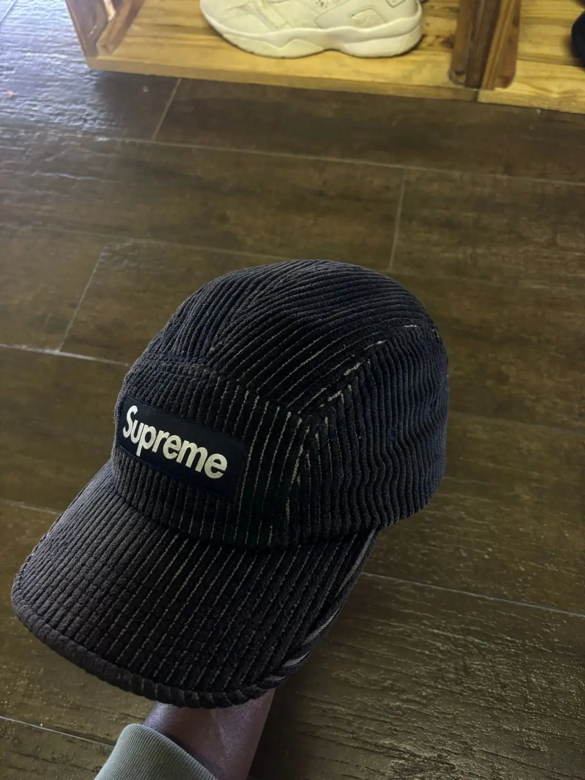 Supreme Black Ribbed Beanie