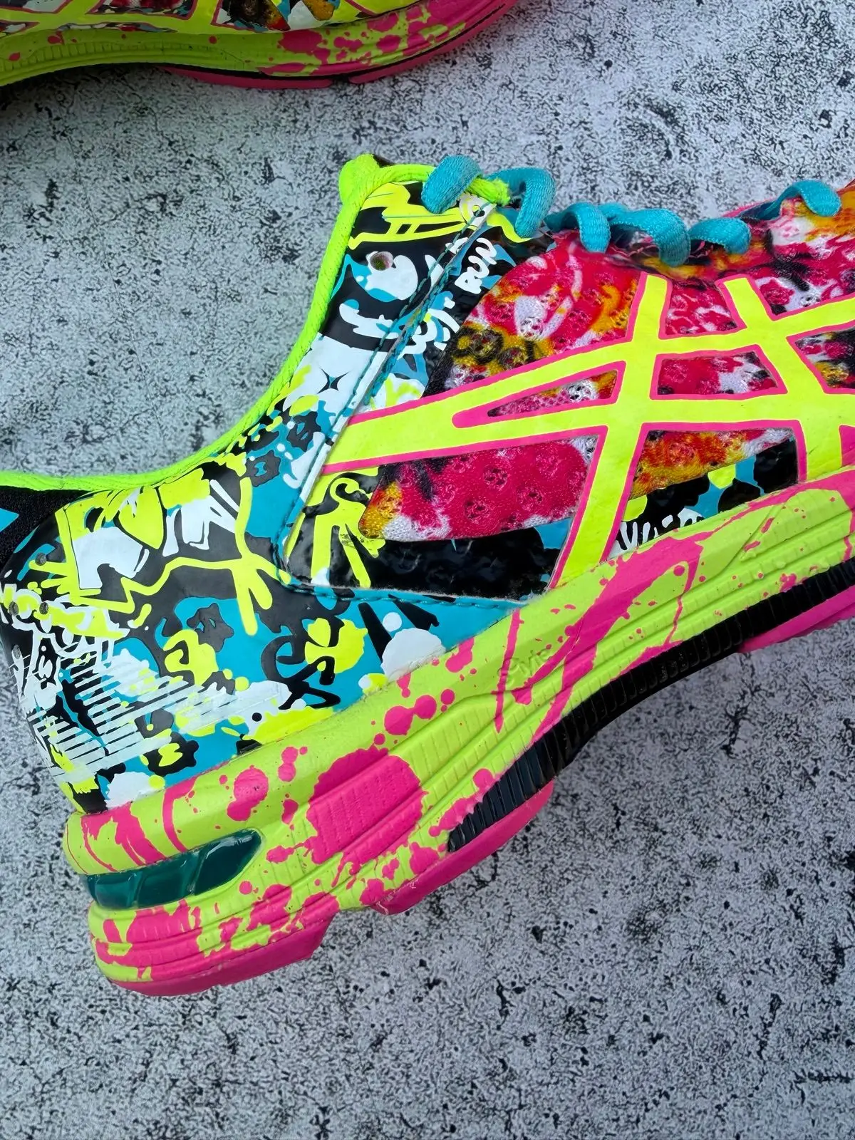 Asics Gel-Noosa Tri Multicolor Running Shoes