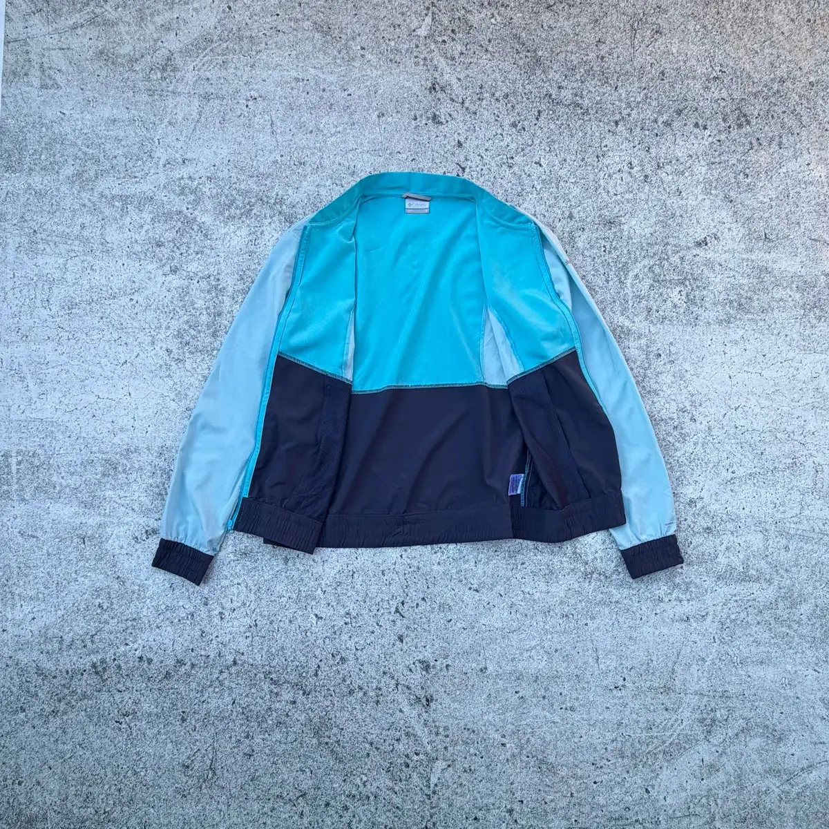 Columbia Item — Size S