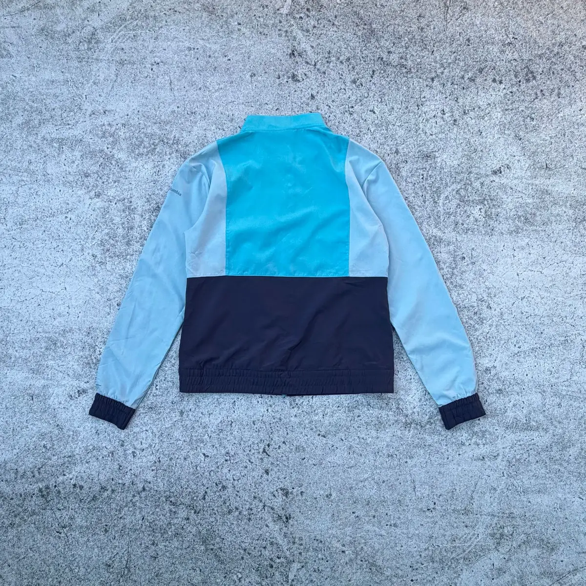 Columbia Item — Size S