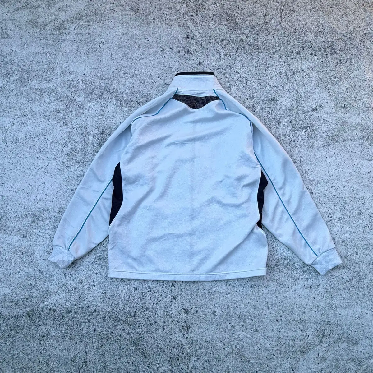 Asics Item — Size L