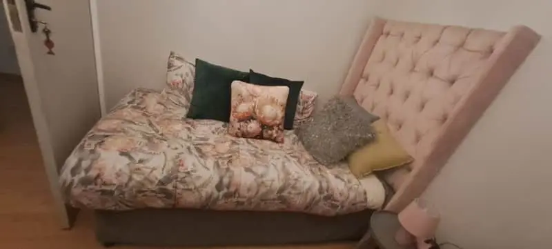 Single bed