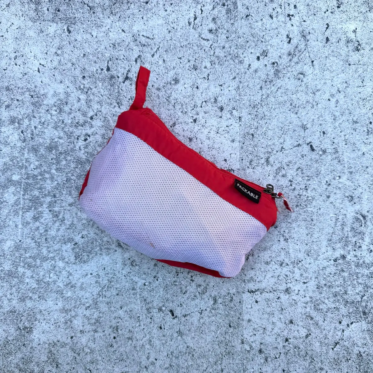 Columbia Item — Size S