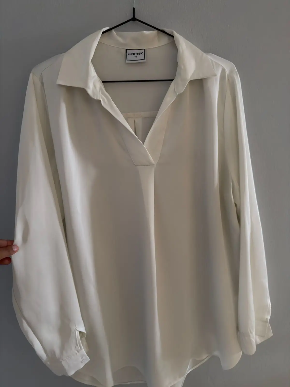 Contempo White Long-Sleeve Blouse Size 16