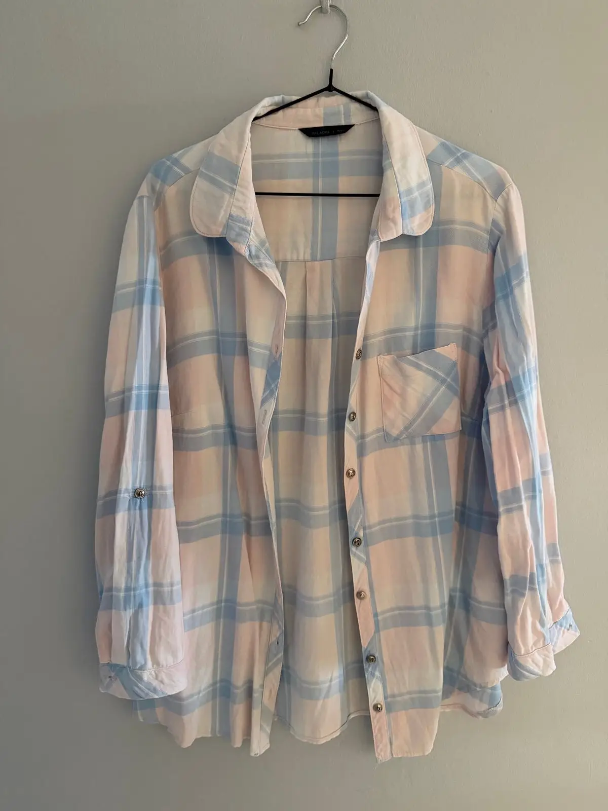 H&M Hilarys Pastel Plaid Button-Up Shirt