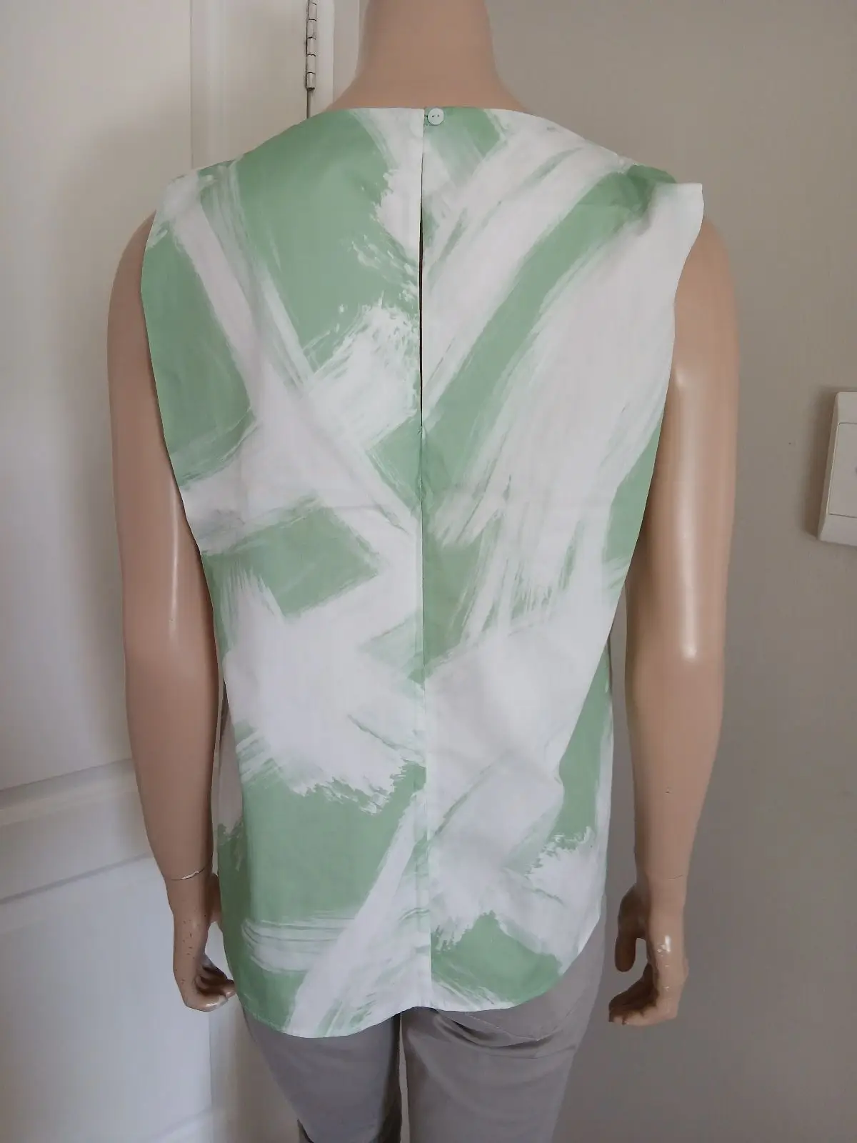 Poetry Green and White Brushstroke Sleeveless Top