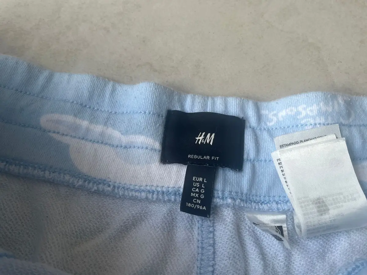 H&M The Simpsons Cloud Print Shorts