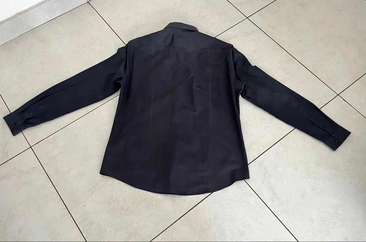 H&M Black Long-Sleeve Collared Shirt