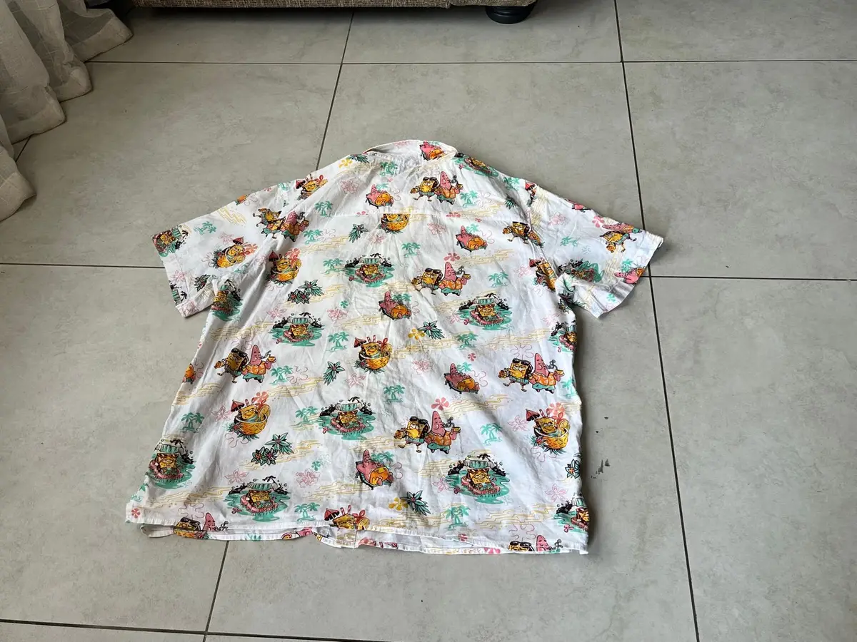 H&M Spongebob Squarepants All-Over Print Short Sleeve Shirt