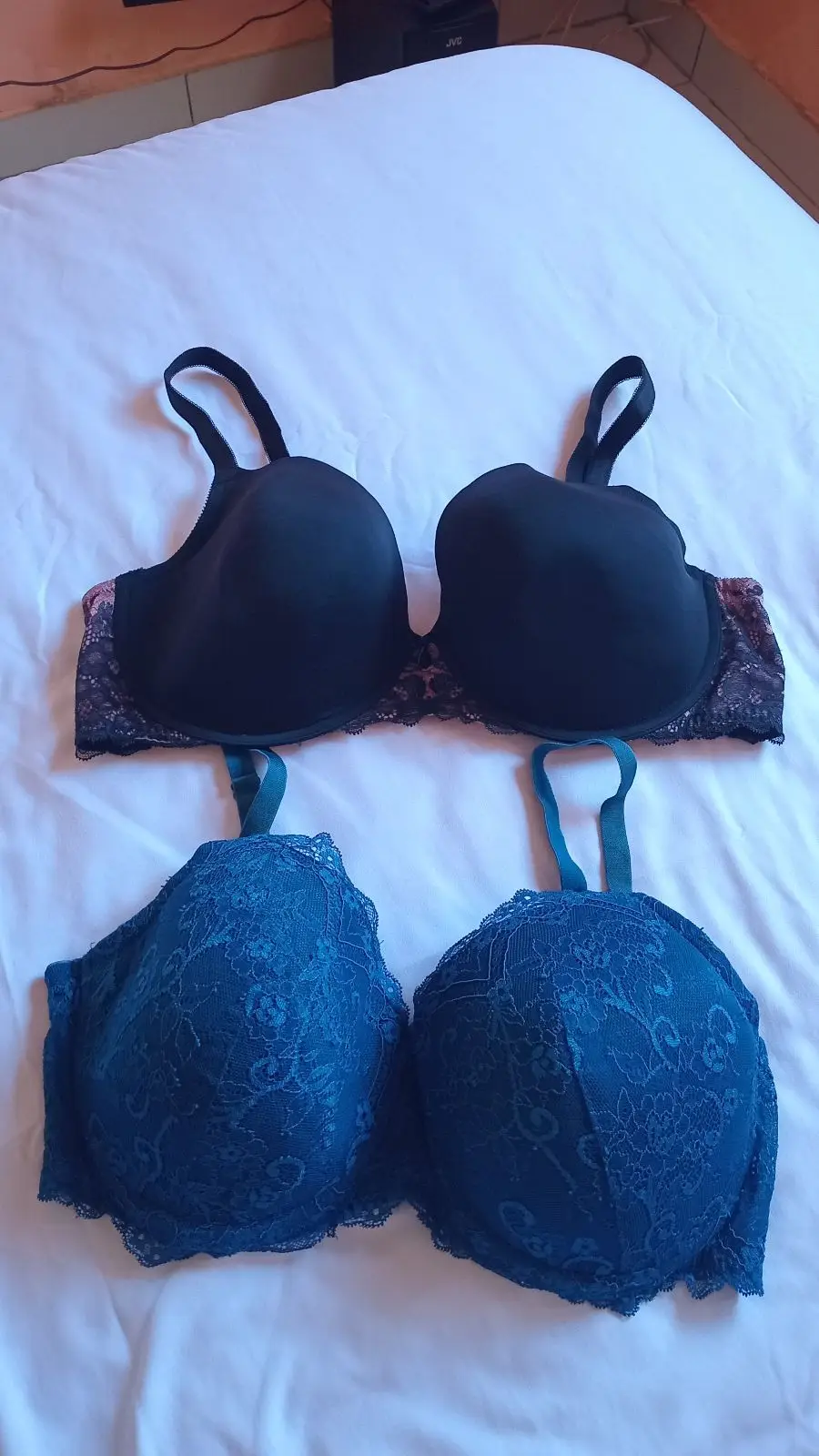 Black and Pink Lace Bra Size 40