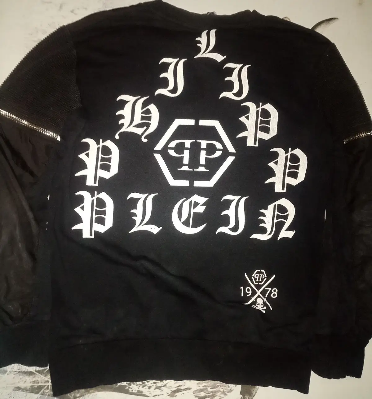 Philipp Plein Black Skull Graphic Sweatshirt