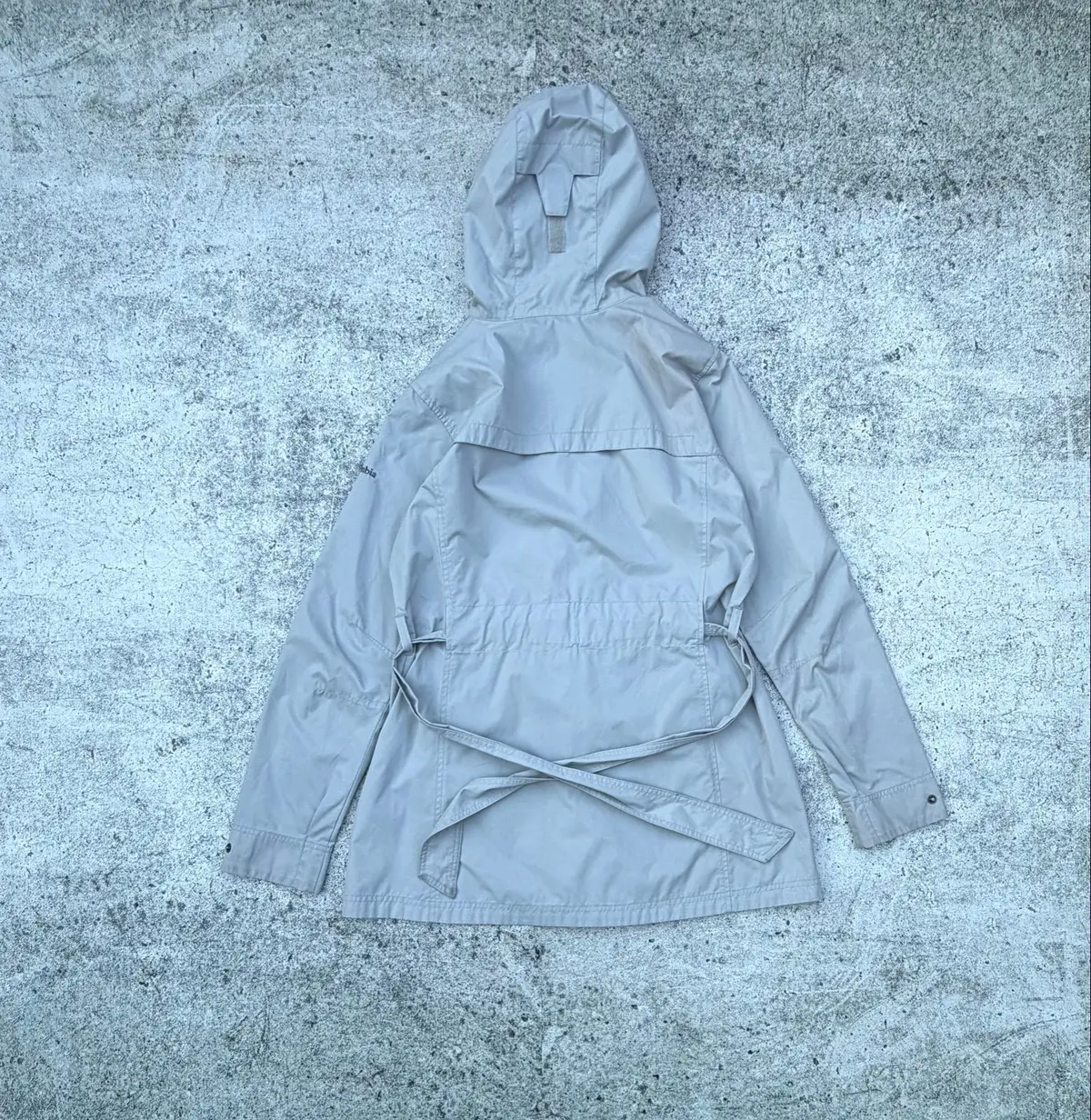 Columbia Light Grey Hooded Rain Jacket with Belt