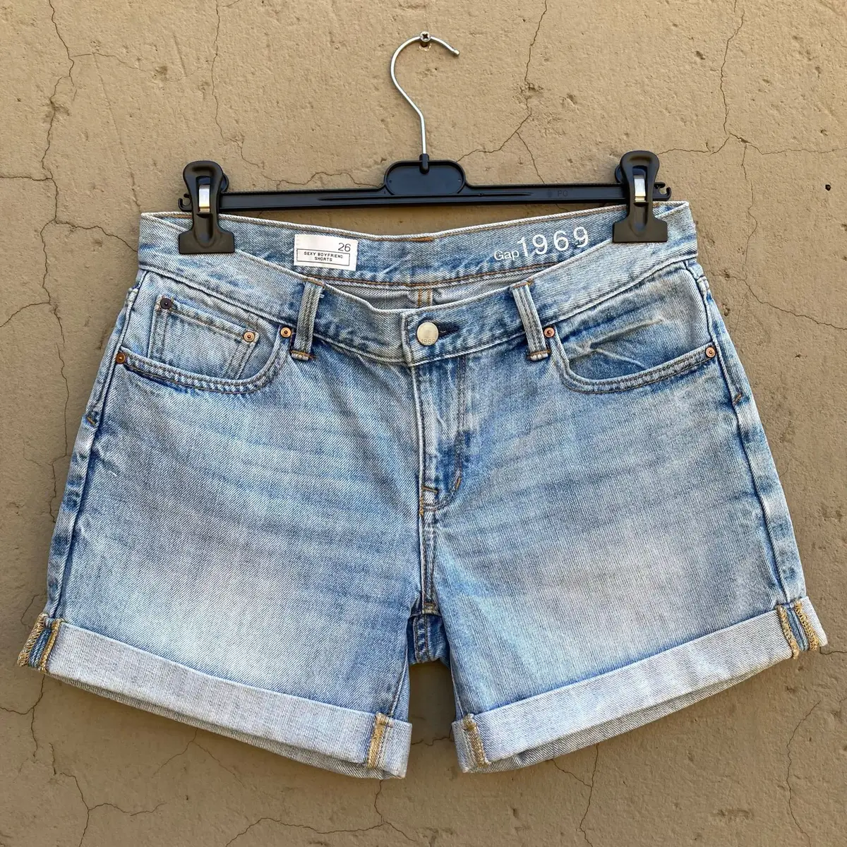 Gap 1969 Sexy Boyfriend Denim Shorts Light Blue Size 26