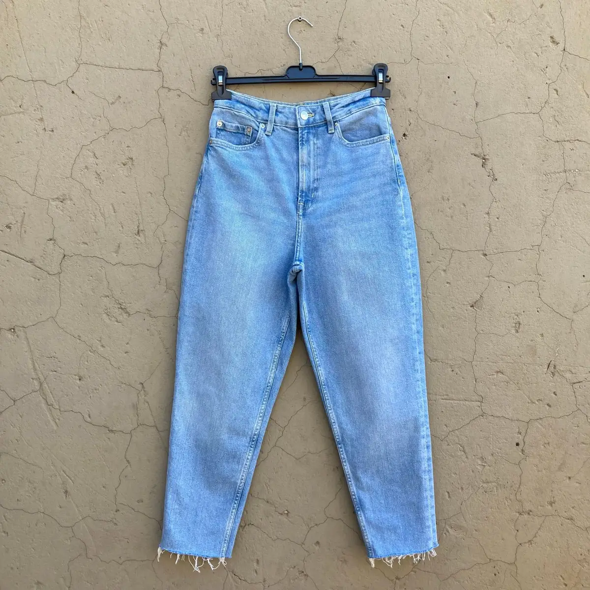 H&M Light Wash High-Waisted Mom Jeans