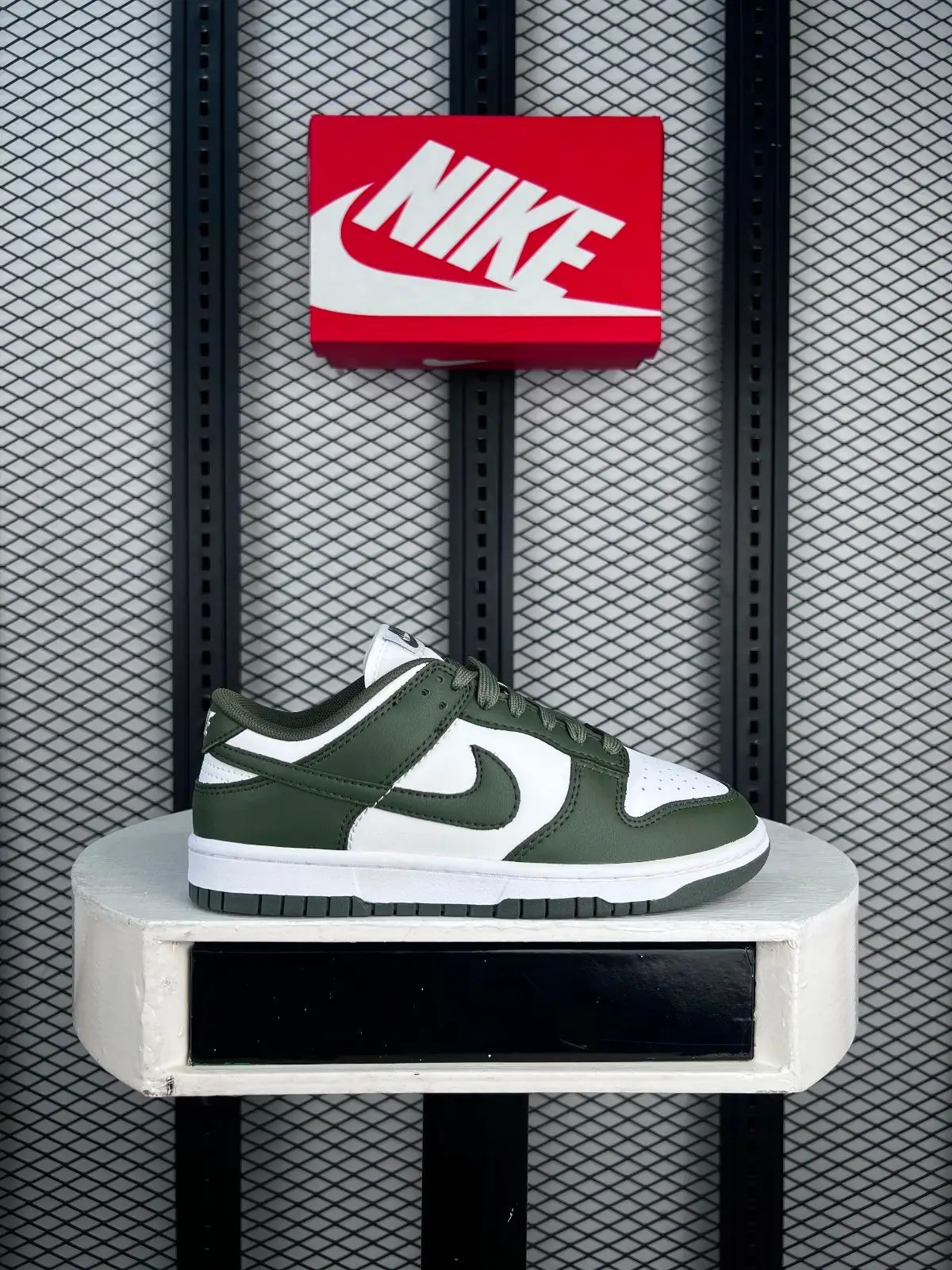 Nike Dunk Low Grey White