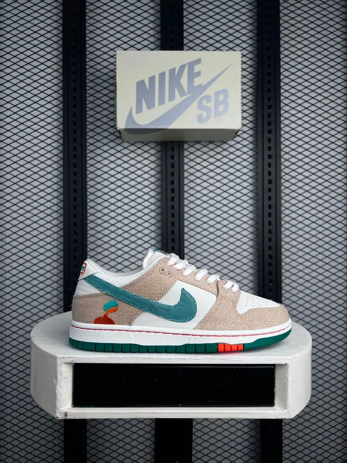 Nike SB Dunk Low St. Patrick's Day
