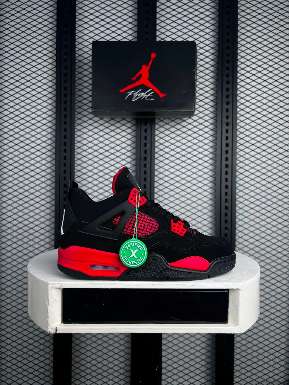 Air Jordan 4 Retro