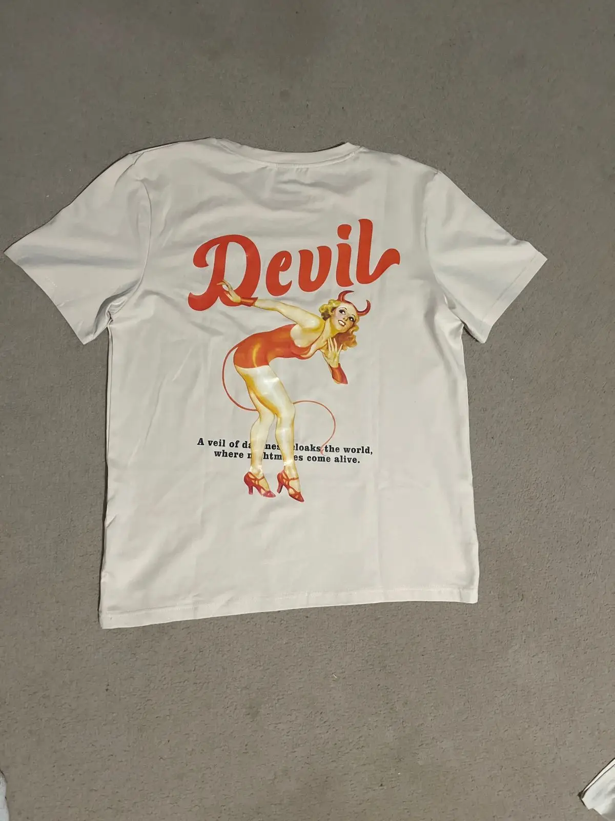 Graphic Print T-Shirt Devil Pin-Up