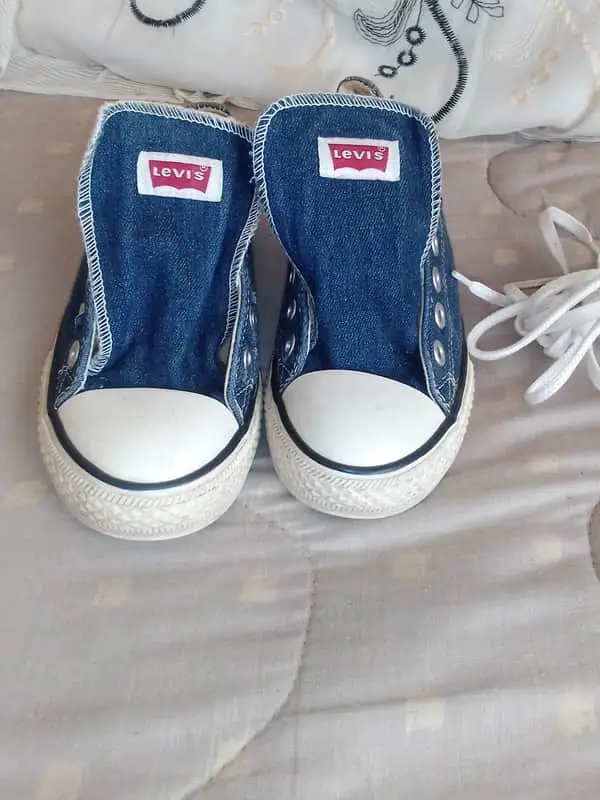 Levi's unisex sneakers