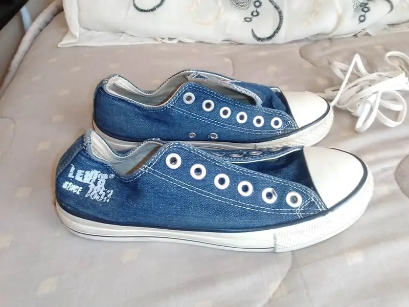 Levi's unisex sneakers