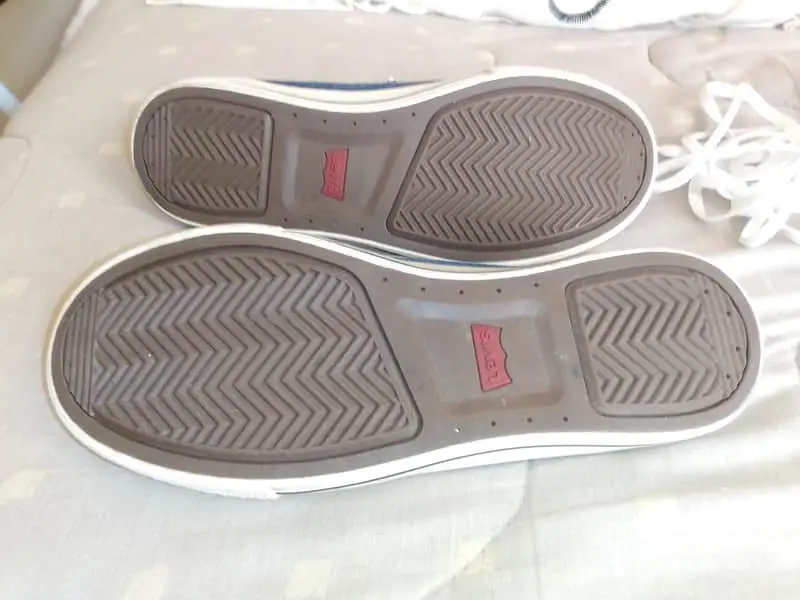 Levi's unisex sneakers