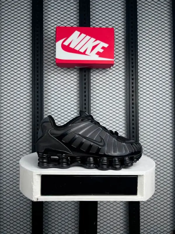 Nike Shox TL sneakers sizes:6-10