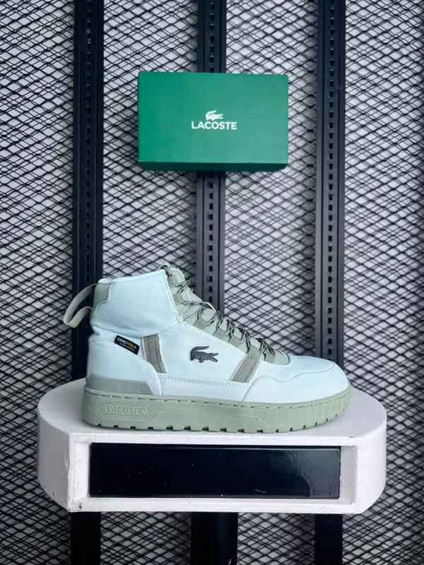 Lacoste T-Clip sizes:6-10