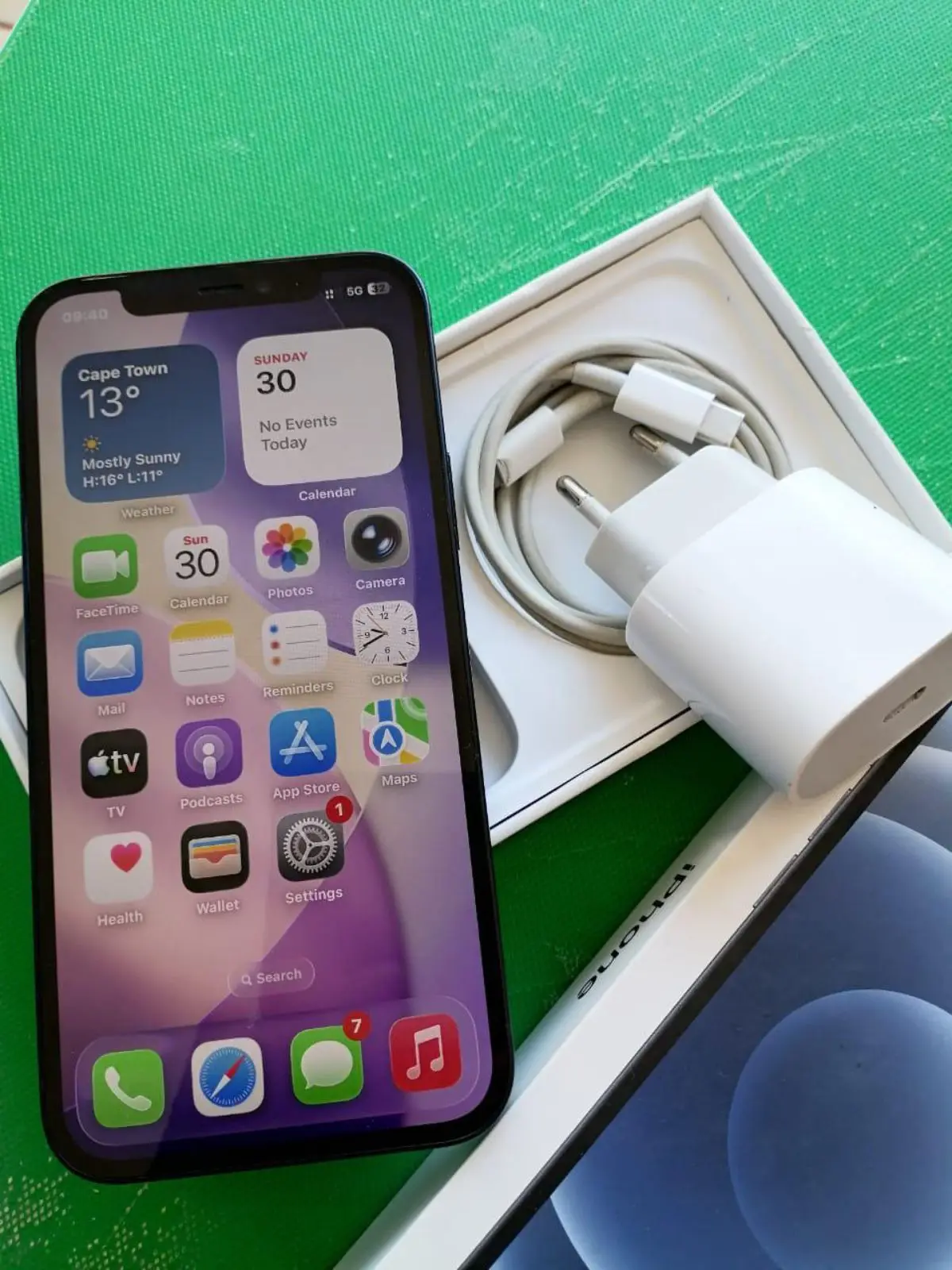 Apple iPhone