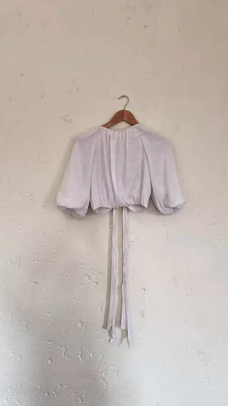 White Cropped Feminine Shirt