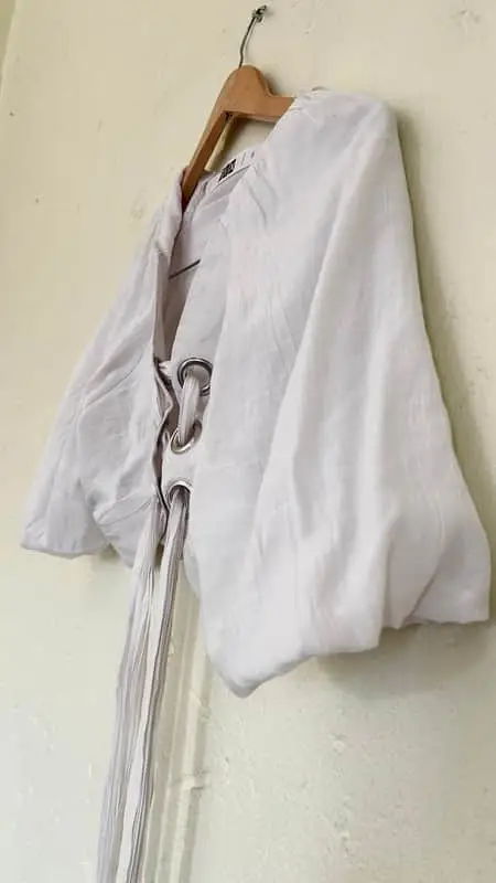 White Cropped Feminine Shirt
