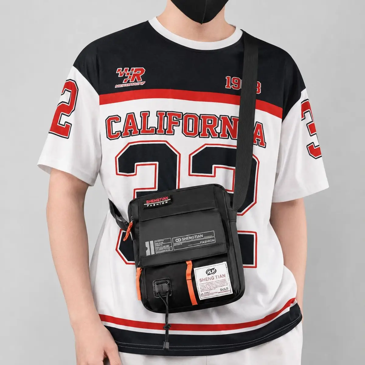 California 32 Sports Graphic T-Shirt