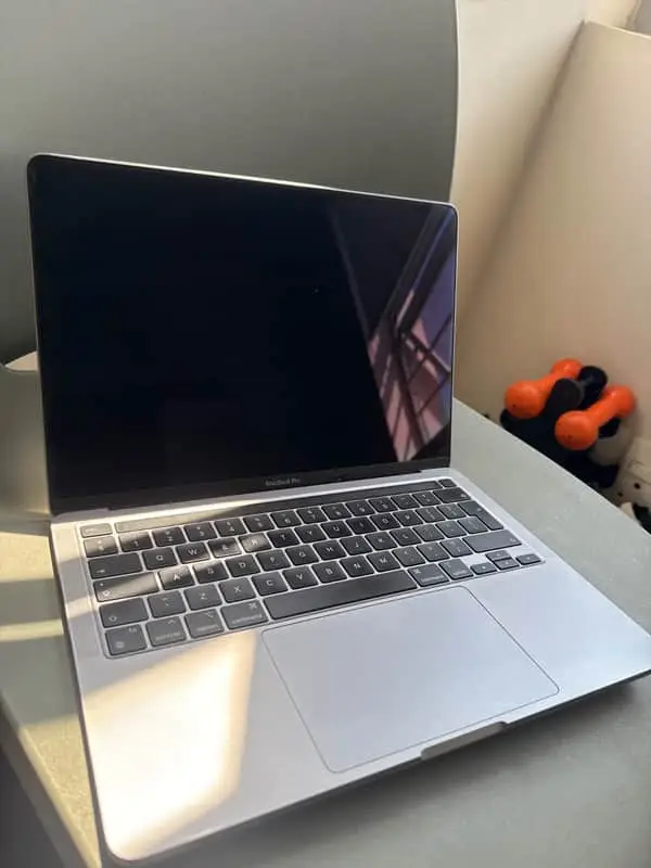 Apple MacBook Pro M1 2020