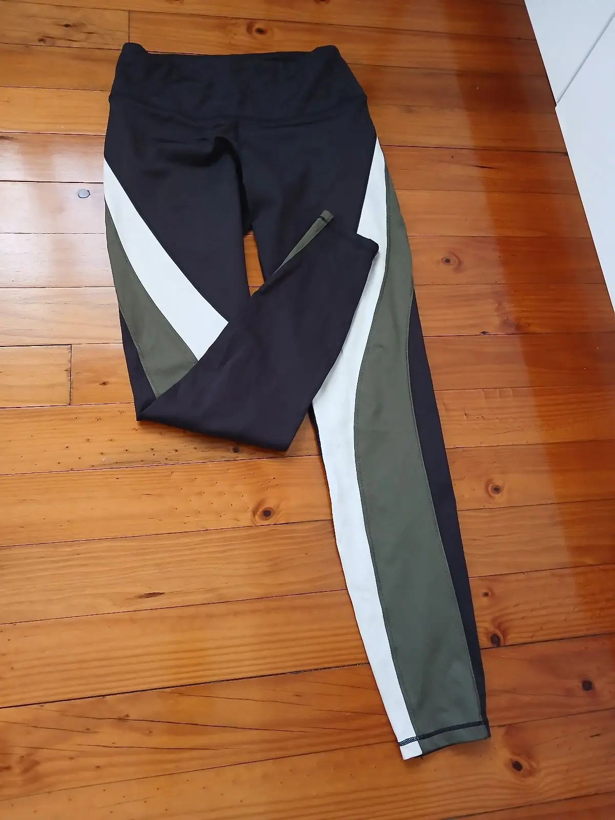 Activewear Colorblock Leggings Black Olive