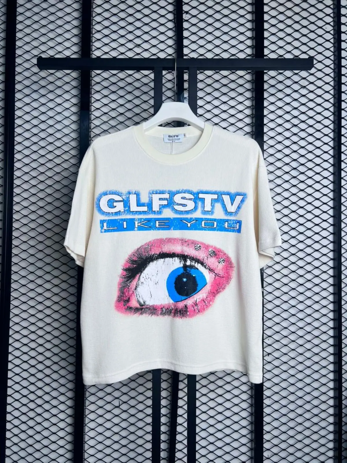 GLFSTV Graphic Print Off-White T-Shirt