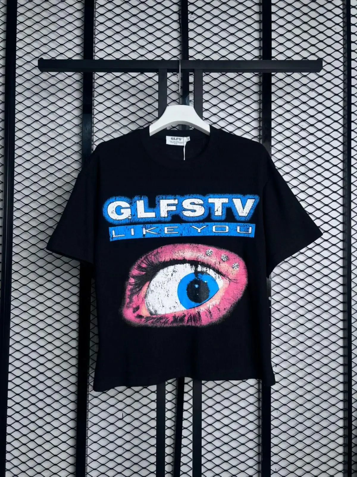 GLFSTV Graphic Print Off-White T-Shirt