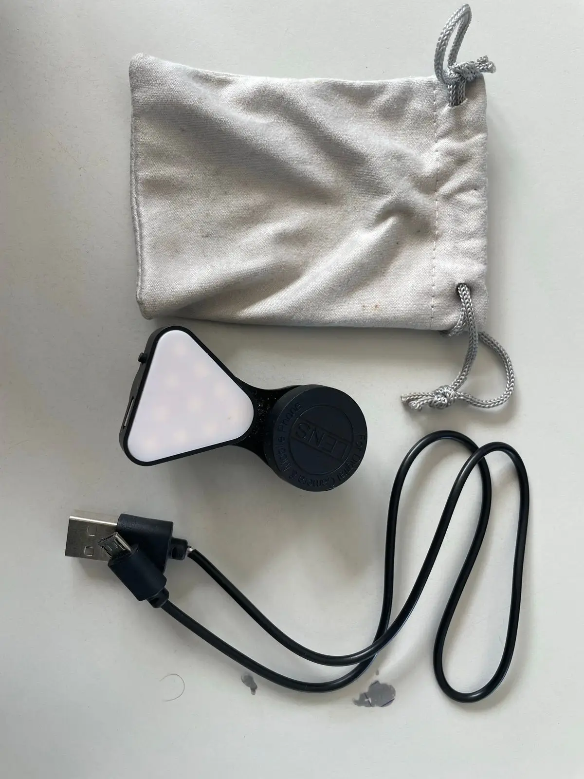 Clip-On LED Phone Selfie Light with Cable and Pouch