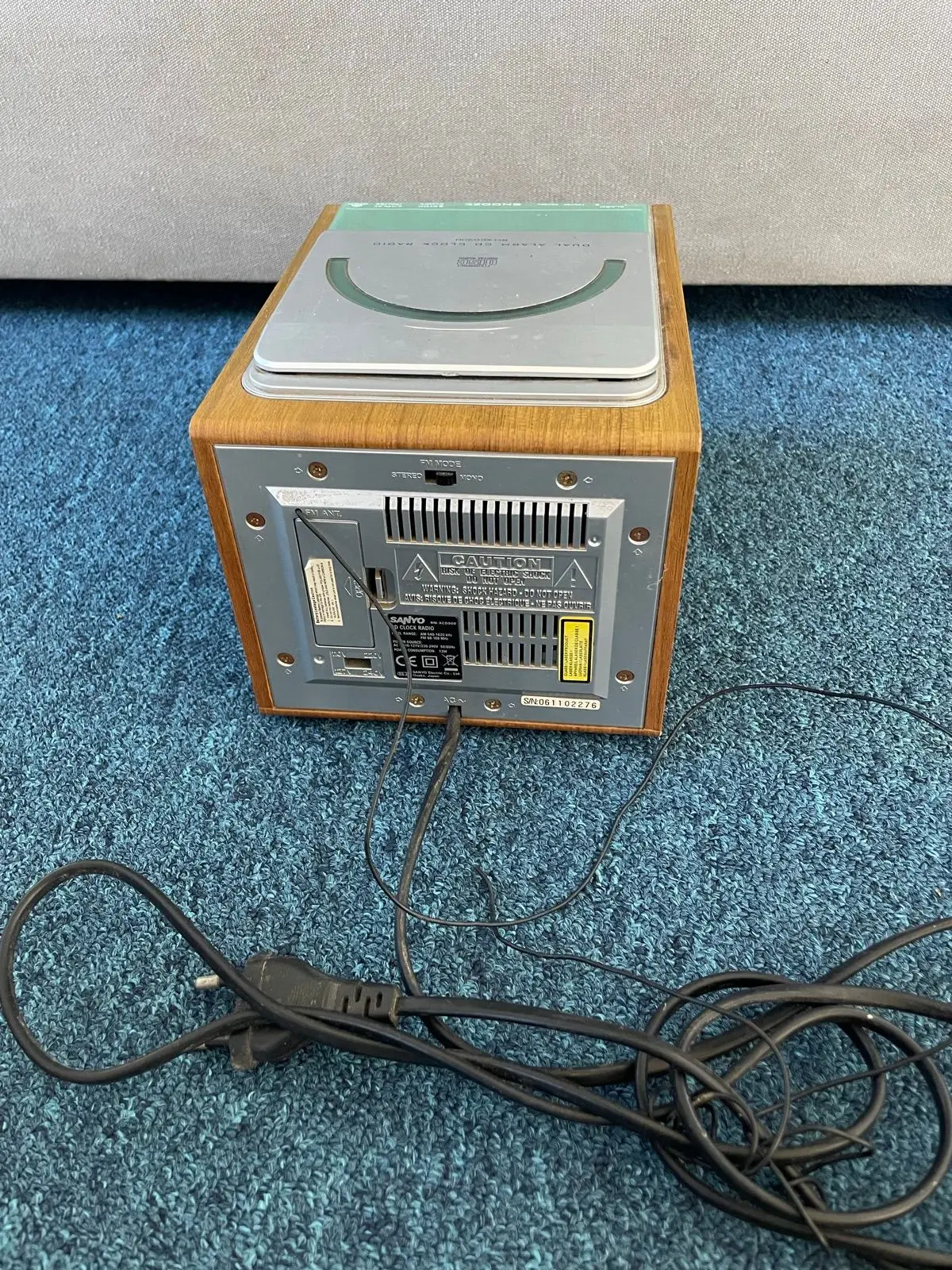 Sanyo Dual Alarm CD Clock Radio RM-20900