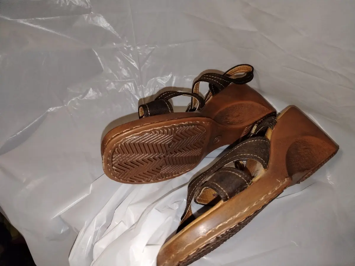 Brown Wedge Heel Sandals Size 6