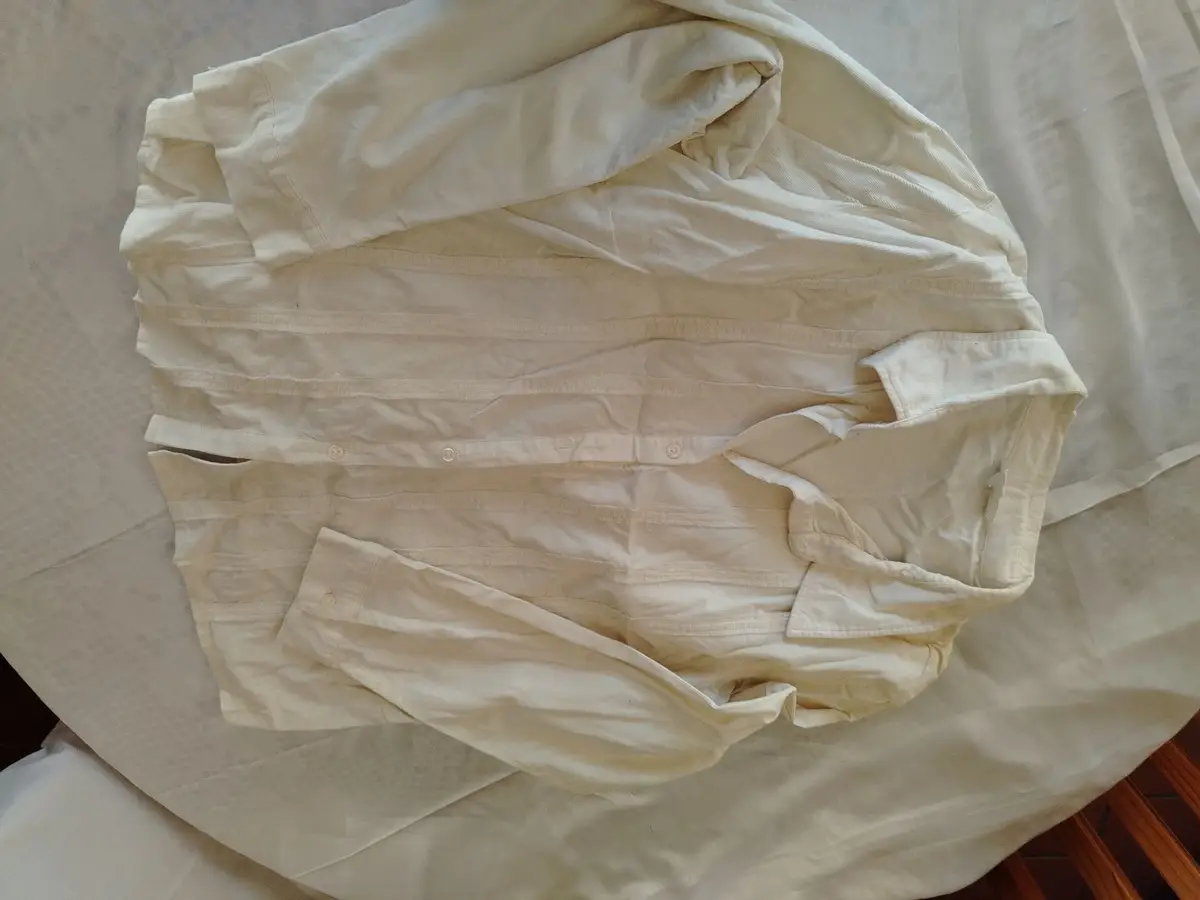 Jet Cream Long-Sleeve Button-Up Shirt